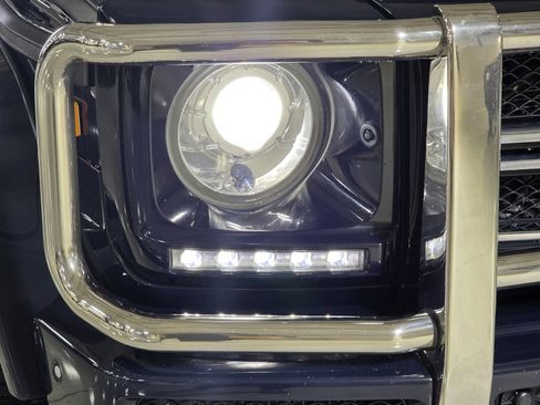 Used 2015 Mercedes-Benz G 63 AMG G 63 AMG image 11