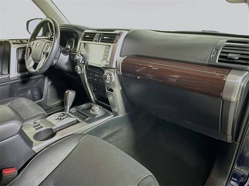 Used 2022 Toyota 4Runner Limited image 28