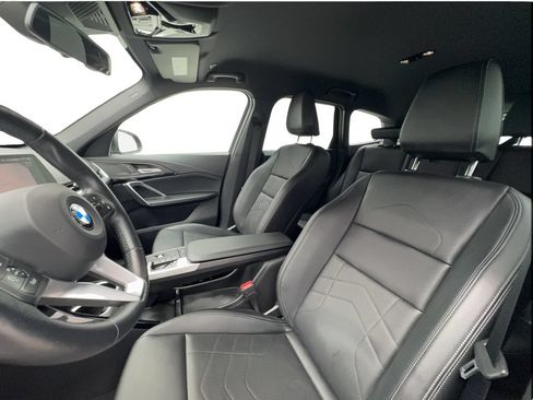 Used 2025 BMW X1 xDrive28i AWD/4WD image 18
