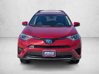 Used 2018 Toyota RAV4 LE video 2