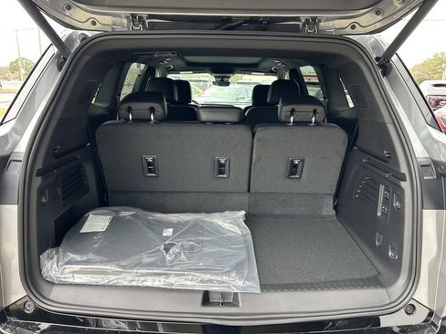 New 2026 Buick Enclave Sport Touring w/ Power Package image 11