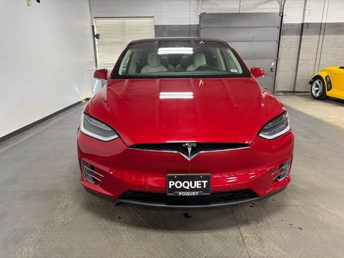 Used 2018 Tesla Model X 100D image 3