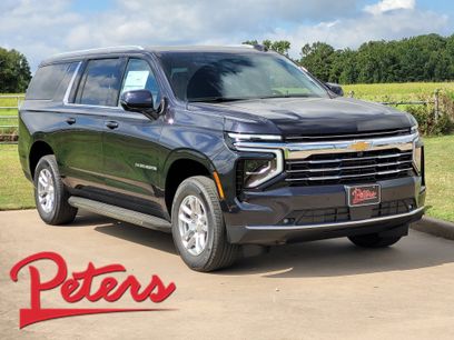 New 2026 Chevrolet Suburban LT w/ Comfort Package