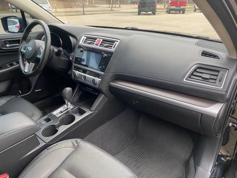 Used 2017 Subaru Legacy 2.5i Limited image 46