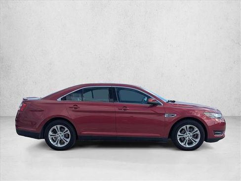 Used 2018 Ford Taurus SEL w/ Equipment Group 201A FWD image 4