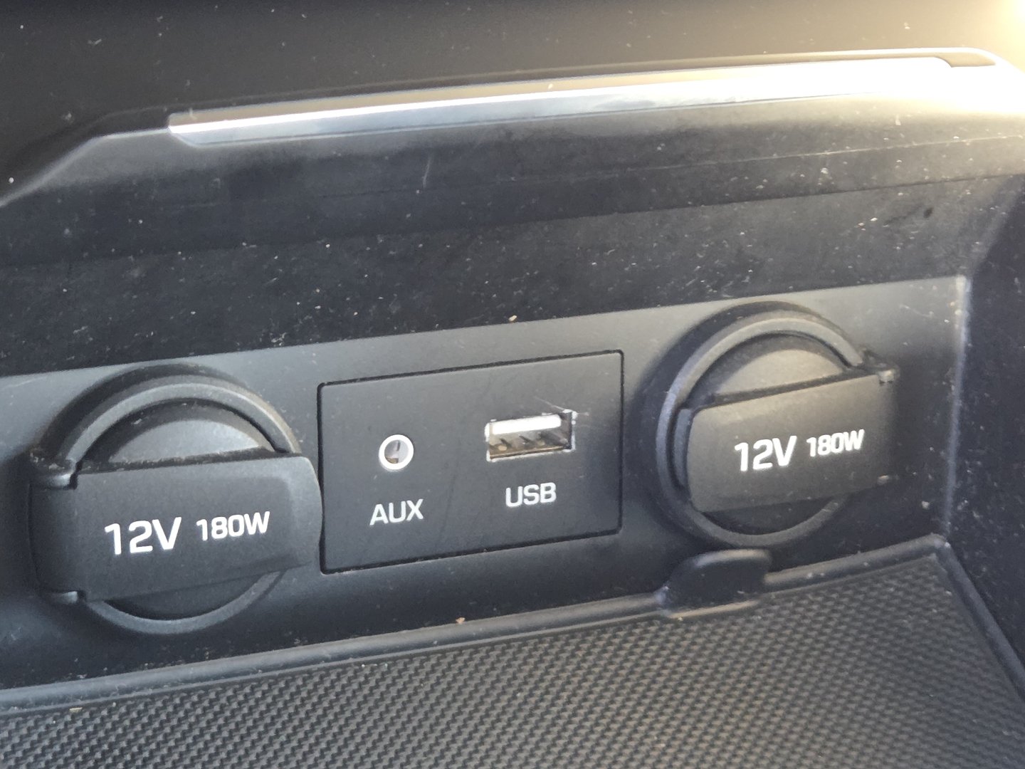Used 2017 Hyundai Elantra SE w/ SE A/T Tech Package 03 FWD image 4