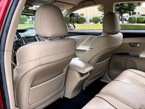 Used 2013 Toyota Venza LE w/ LE Convenience Pkg FWD image 29