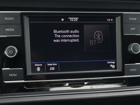 Used 2024 Volkswagen Jetta SE FWD image 20