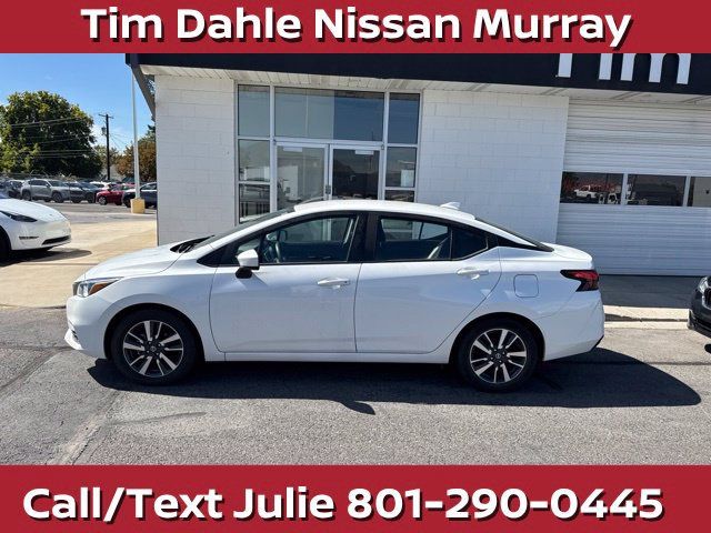 Used 2022 Nissan Versa SV FWD image 15