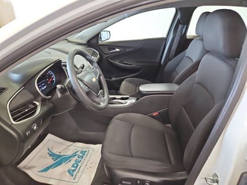 Used 2022 Chevrolet Malibu LS w/ Driver Confidence Package II FWD image 2