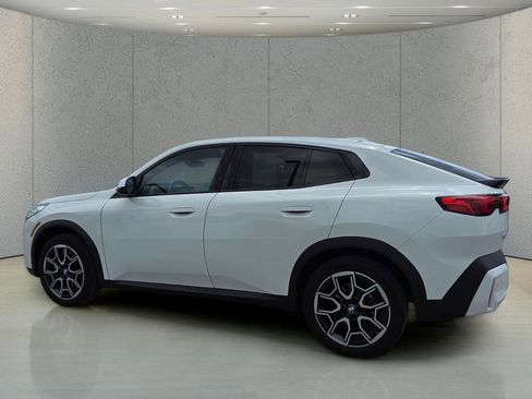 Used 2025 BMW X2 xDrive28i image 5