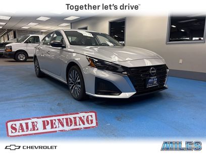 Used 2024 Nissan Altima 2.5 SV