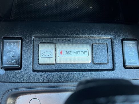 Used 2017 Subaru Forester 2.5i Premium image 18