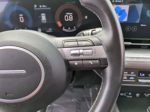 Used 2025 Hyundai Kona SEL AWD/4WD image 22