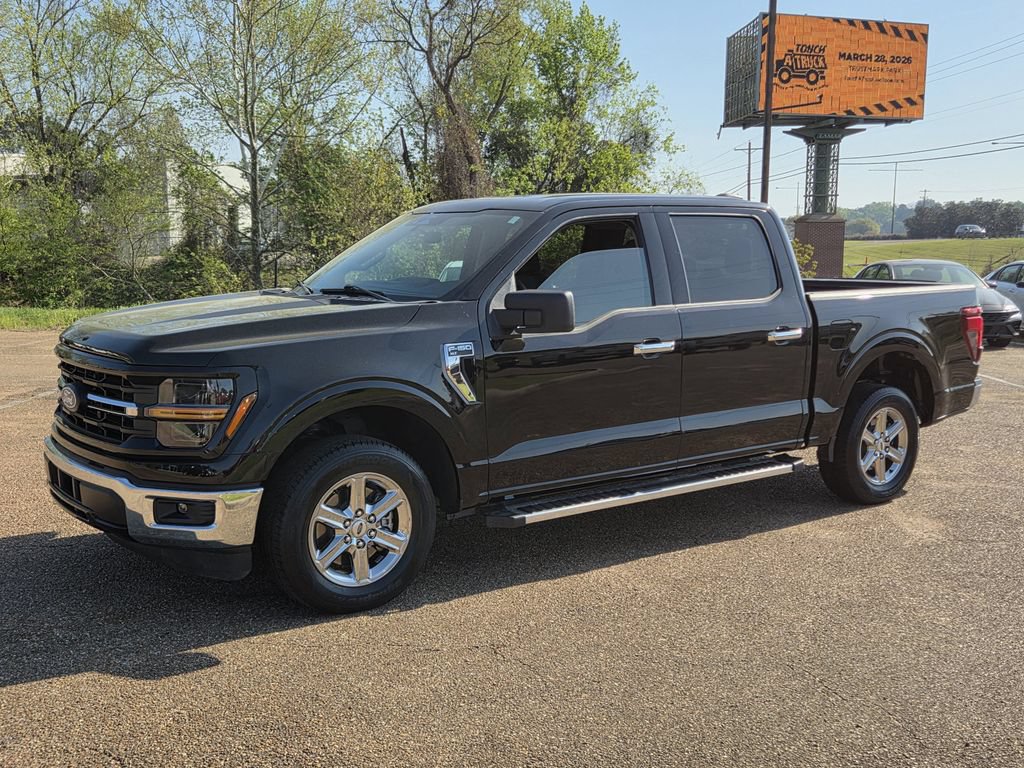 Used 2025 Ford F150 XLT w/ Equipment Group 301A Standard RWD image 7