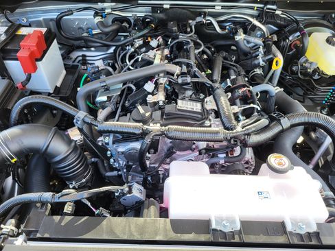 Certified 2026 Toyota 4Runner SR5 AWD/4WD image 24