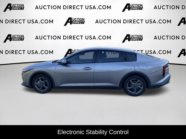 Used 2025 Kia K4 FWD image 3