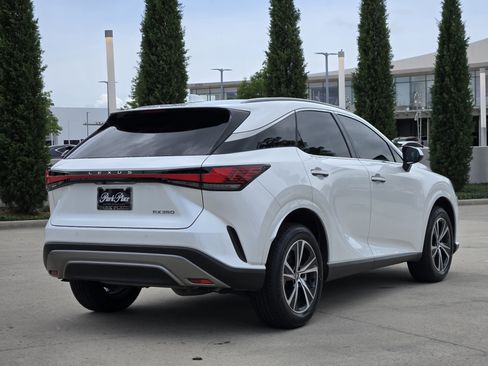 Used 2023 Lexus RX 350 Premium w/ Cold Area Package FWD image 5