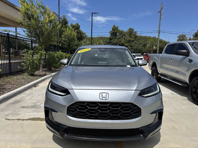 Used 2023 Honda HR-V LX image 2