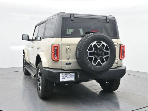 New 2025 Ford Bronco Outer Banks image 9