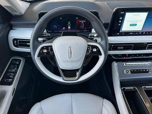New 2026 Lincoln Aviator 2WD image 13