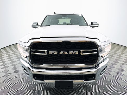 Used 2022 RAM 2500 Tradesman w/ Chrome Appearance Group image 2