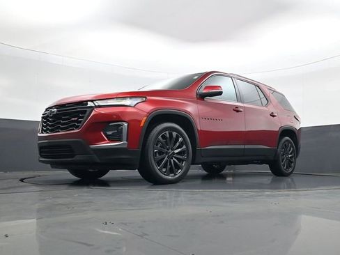 Used 2023 Chevrolet Traverse RS w/ LPO, Floor Liner Package image 22