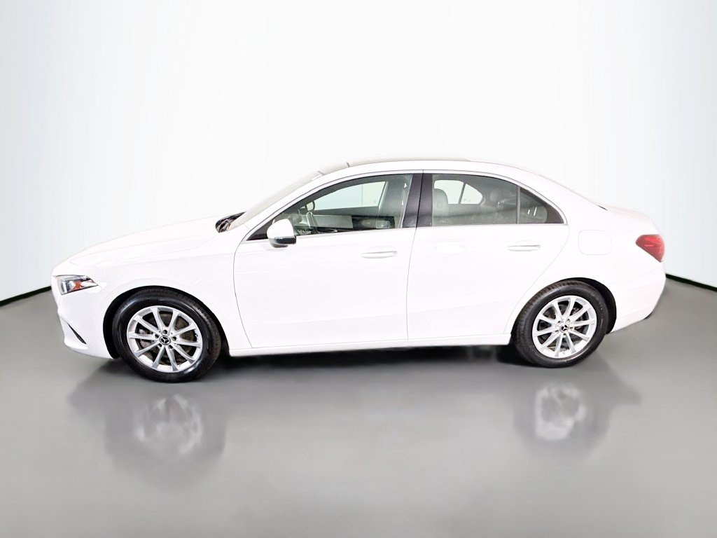 Used 2022 Mercedes-Benz A 220 4MATIC w/ Premium Package Lite image 6