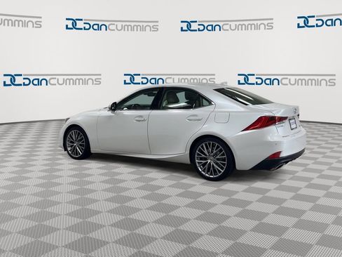 Used 2018 Lexus IS 300 AWD w/ Comfort Package image 6