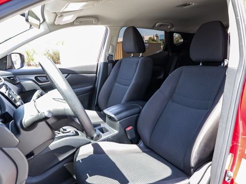 Used 2018 Nissan Rogue Sport S w/ S Appearance Package FWD image 16