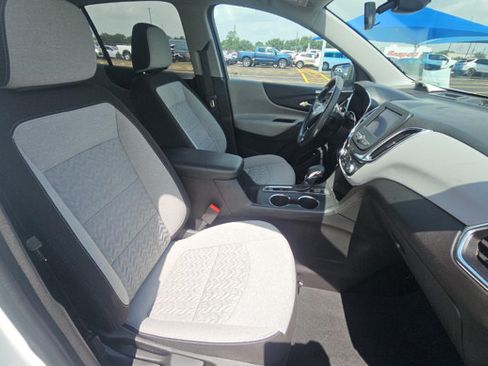 Used 2024 Chevrolet Equinox LS w/ LS Convenience Package FWD image 8