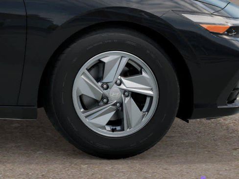 New 2026 Hyundai Elantra SE image 33