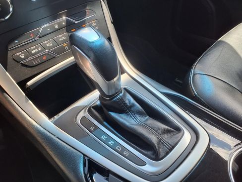 Used 2015 Ford Edge SEL w/ Equipment Group 201A image 27