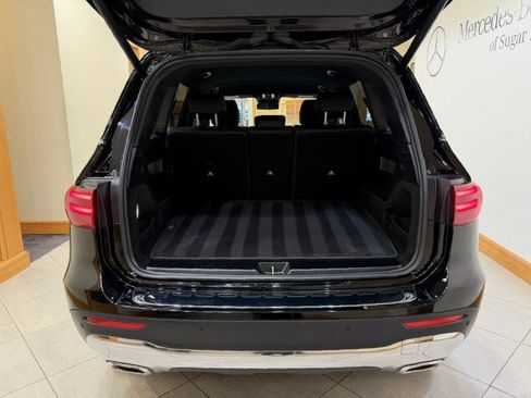 Used 2025 Mercedes-Benz GLB 250 image 24
