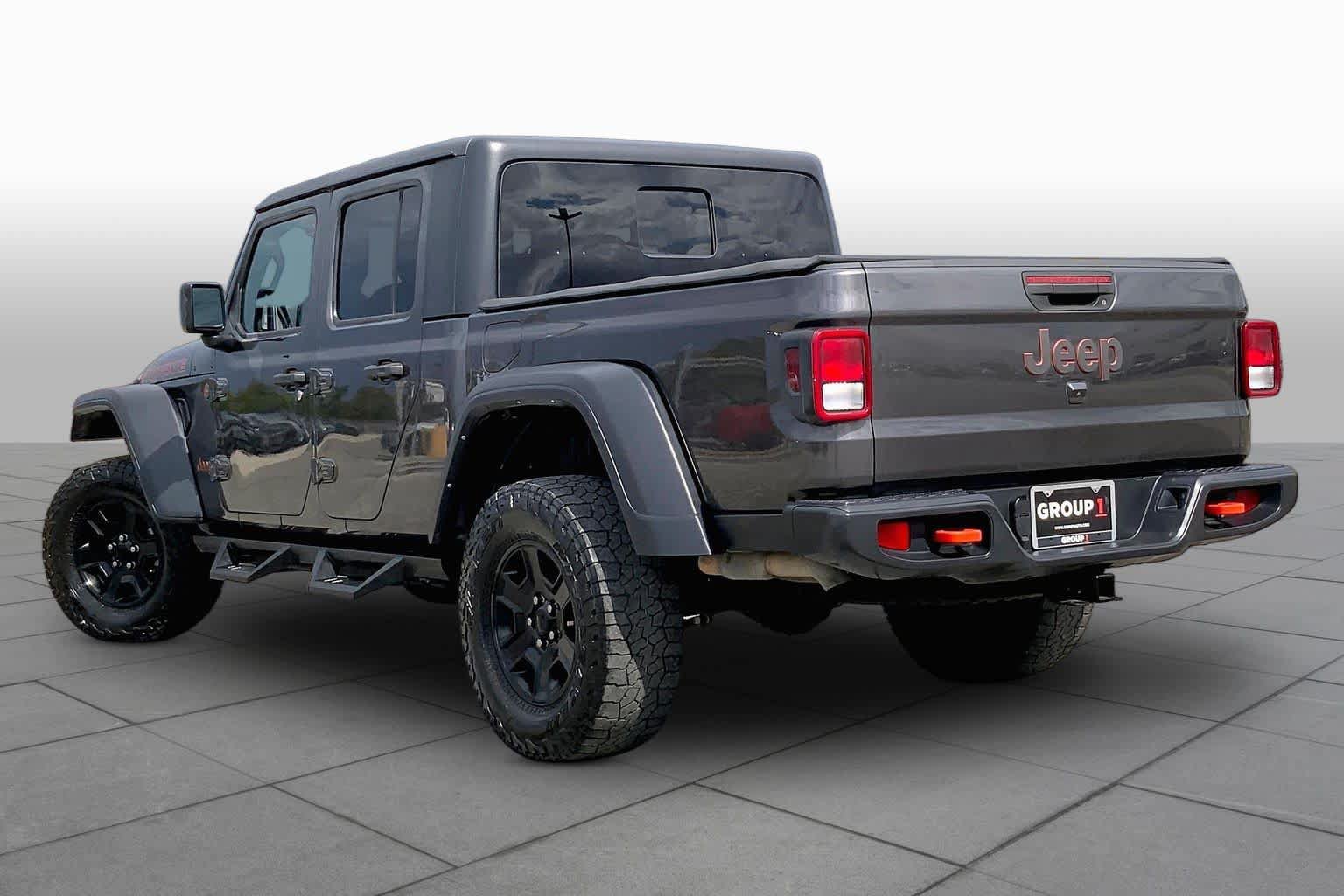 Used 2022 Jeep Gladiator Mojave w/ Dual Top Group AWD/4WD image 12