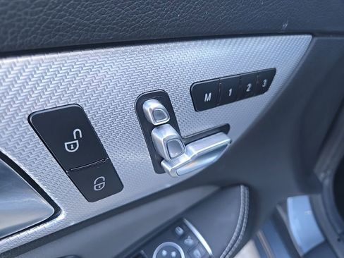 Used 2020 Mercedes-Benz SLC 300 image 37