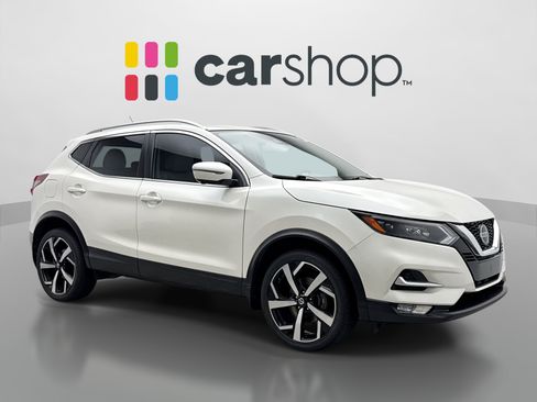 Used 2022 Nissan Rogue Sport SL w/ Premium Package FWD image 7
