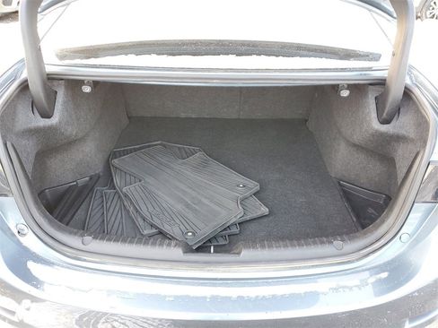 Used 2017 MAZDA MAZDA6 Grand Touring image 8