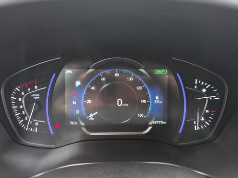 Used 2020 Hyundai Santa Fe Limited AWD/4WD image 18