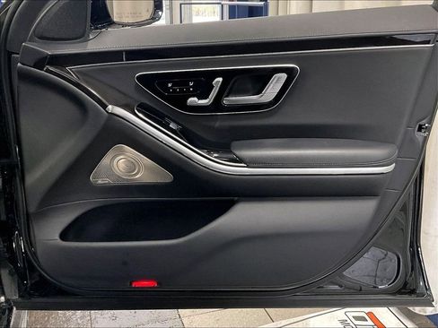 Used 2022 Mercedes-Benz S 500 4MATIC image 12