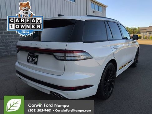 Used 2025 Lincoln Aviator Reserve w/ Equipment Group 201A AWD/4WD image 3