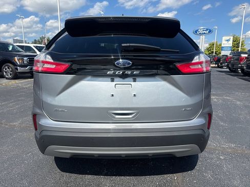 Used 2024 Ford Edge SEL AWD/4WD image 8
