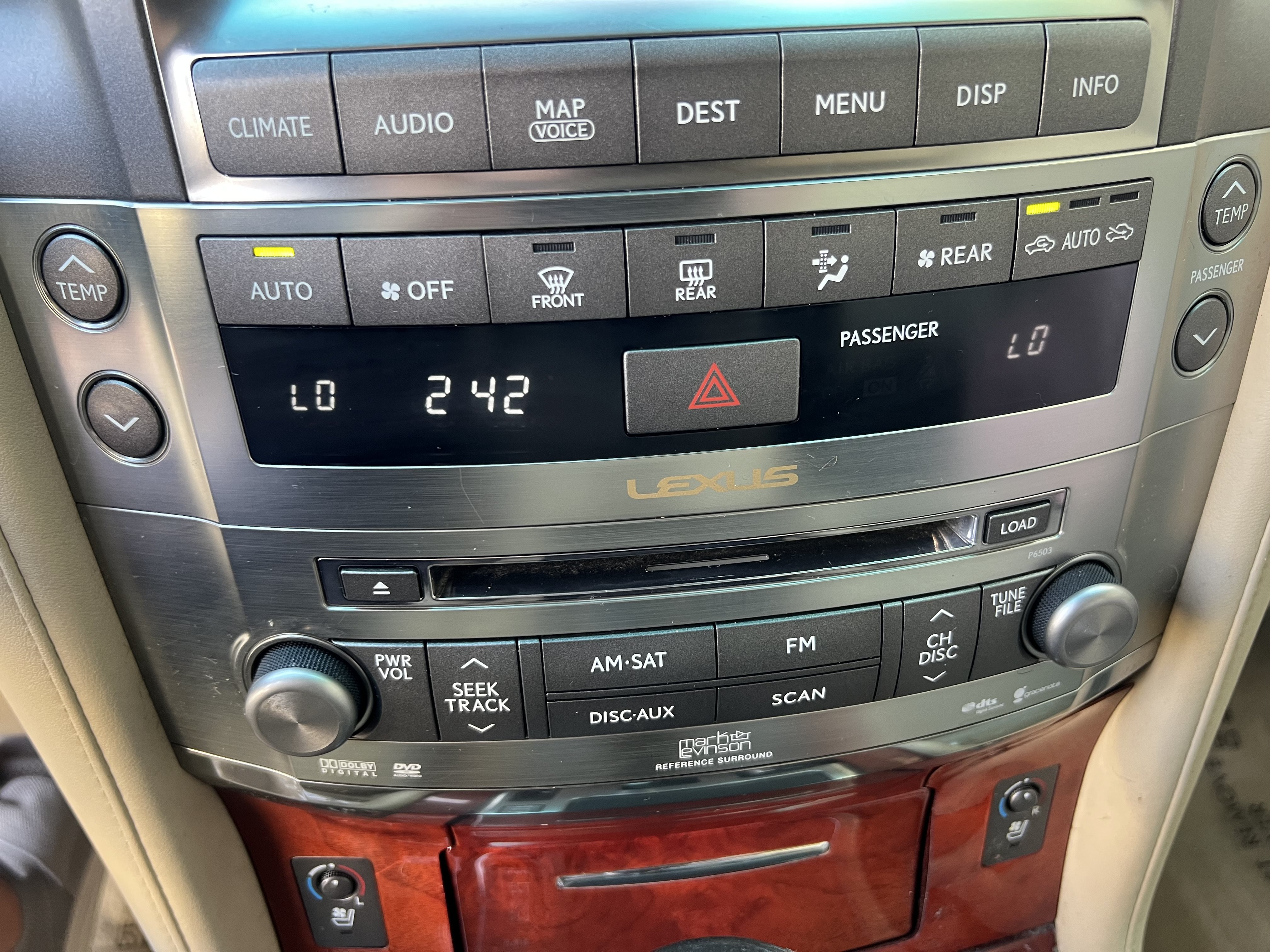 Used 2009 Lexus LX 570 4WD image 15