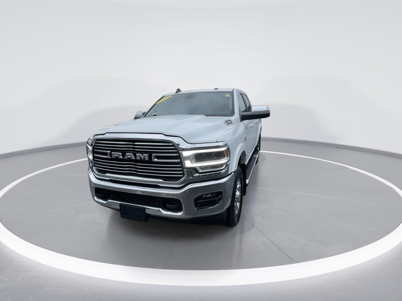 Used 2022 RAM 2500 Laramie AWD/4WD image 3