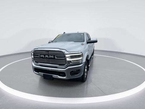 Used 2022 RAM 2500 Laramie AWD/4WD image 3