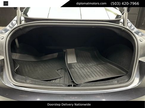 Used 2025 Tesla Model 3 Performance image 40