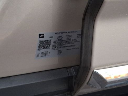 Certified 2023 GMC Yukon SLT w/ SLT Luxury Package image 27