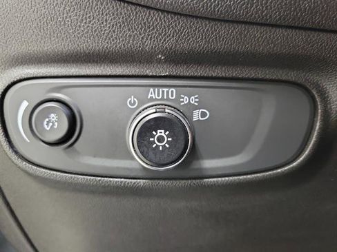 Used 2020 Chevrolet Equinox LT image 20