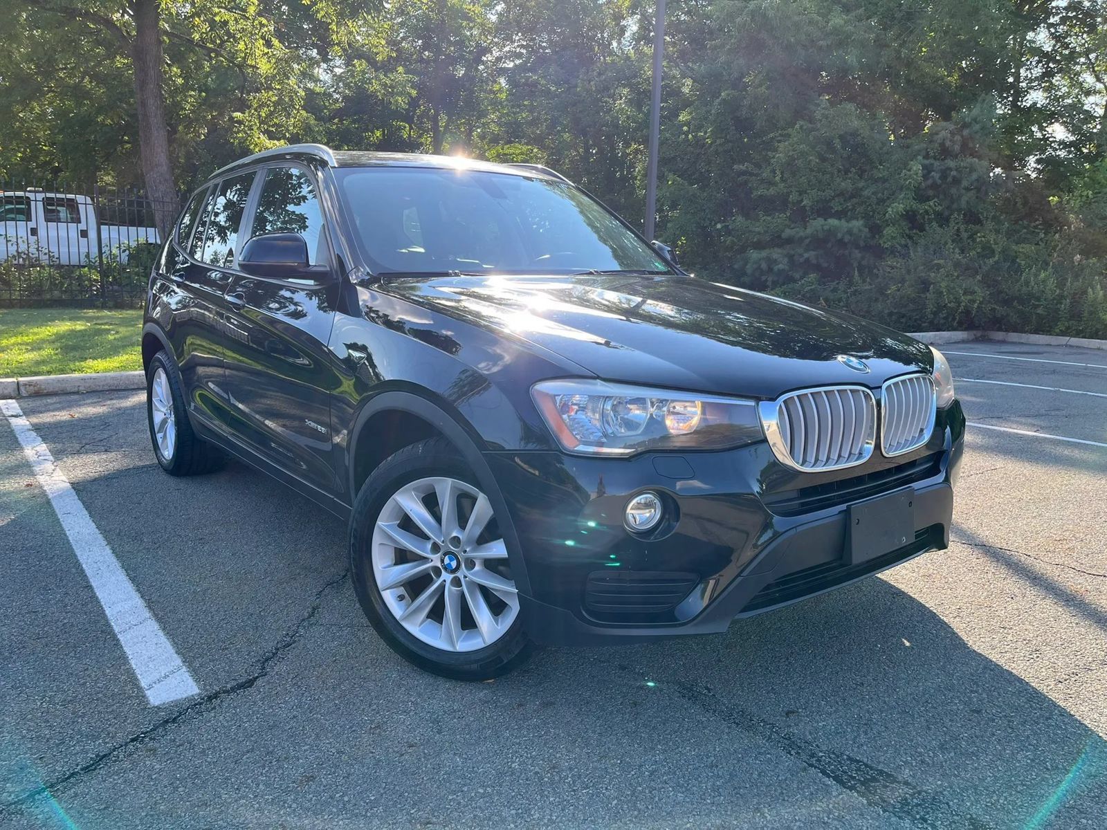 Used 2016 BMW X3 xDrive28i AWD/4WD image 1