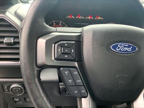 Used 2018 Ford F150 XLT w/ Equipment Group 302A Luxury AWD/4WD image 20